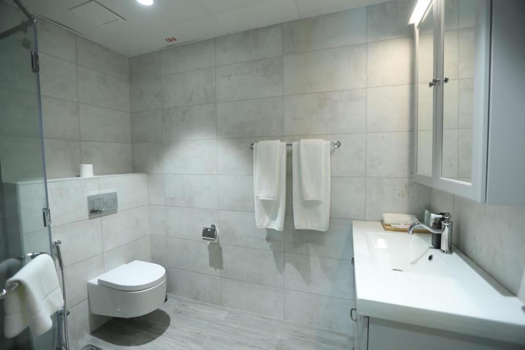 Almanzil Residence & Suites 도하 외부 사진