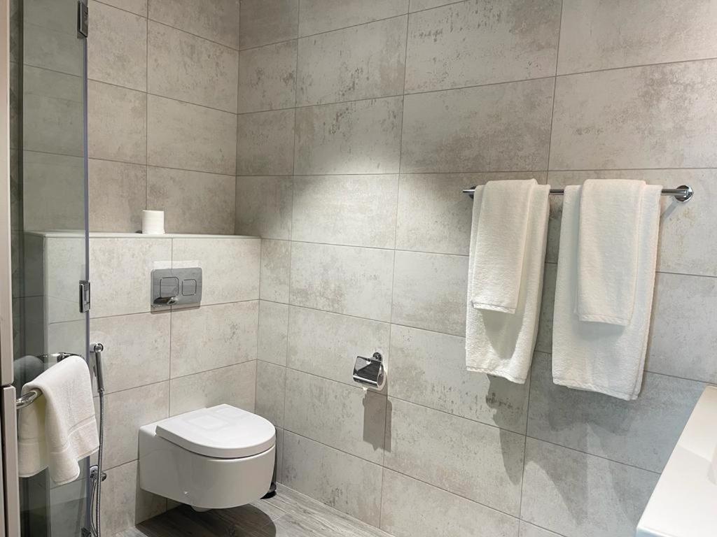 Almanzil Residence & Suites 도하 외부 사진